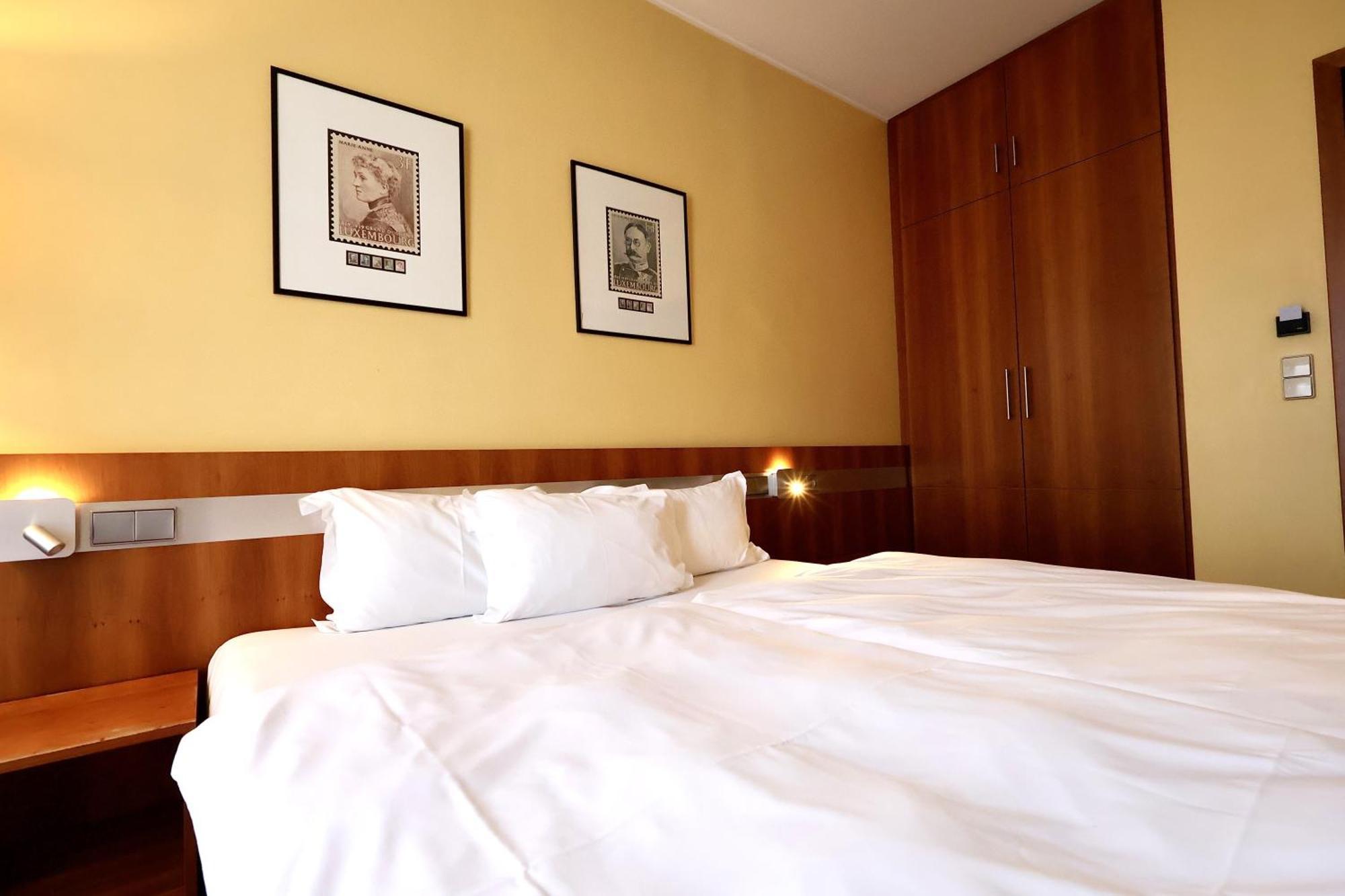 Hotel De La Poste Esch-sur-Alzette Kültér fotó