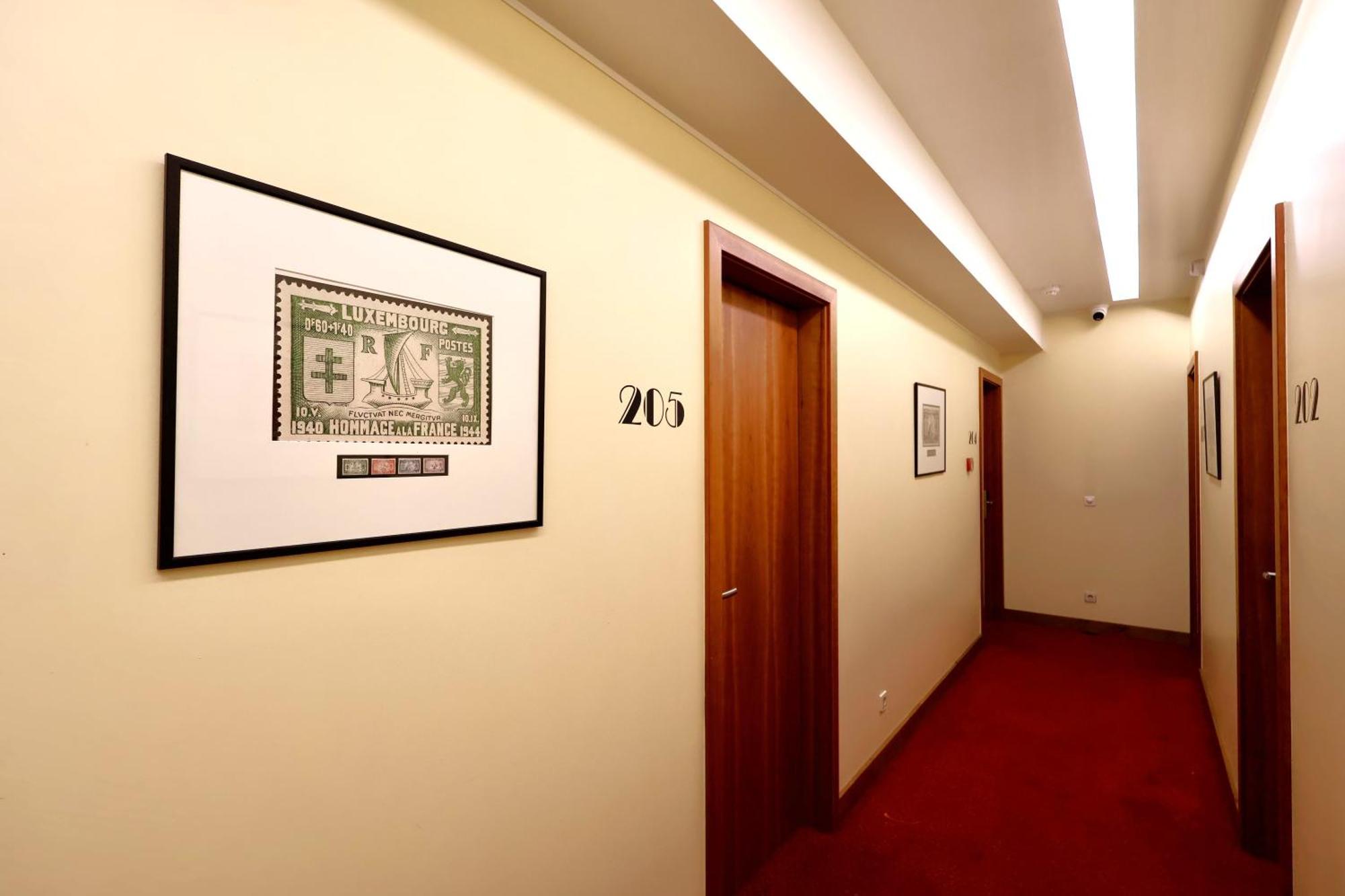 Hotel De La Poste Esch-sur-Alzette Kültér fotó